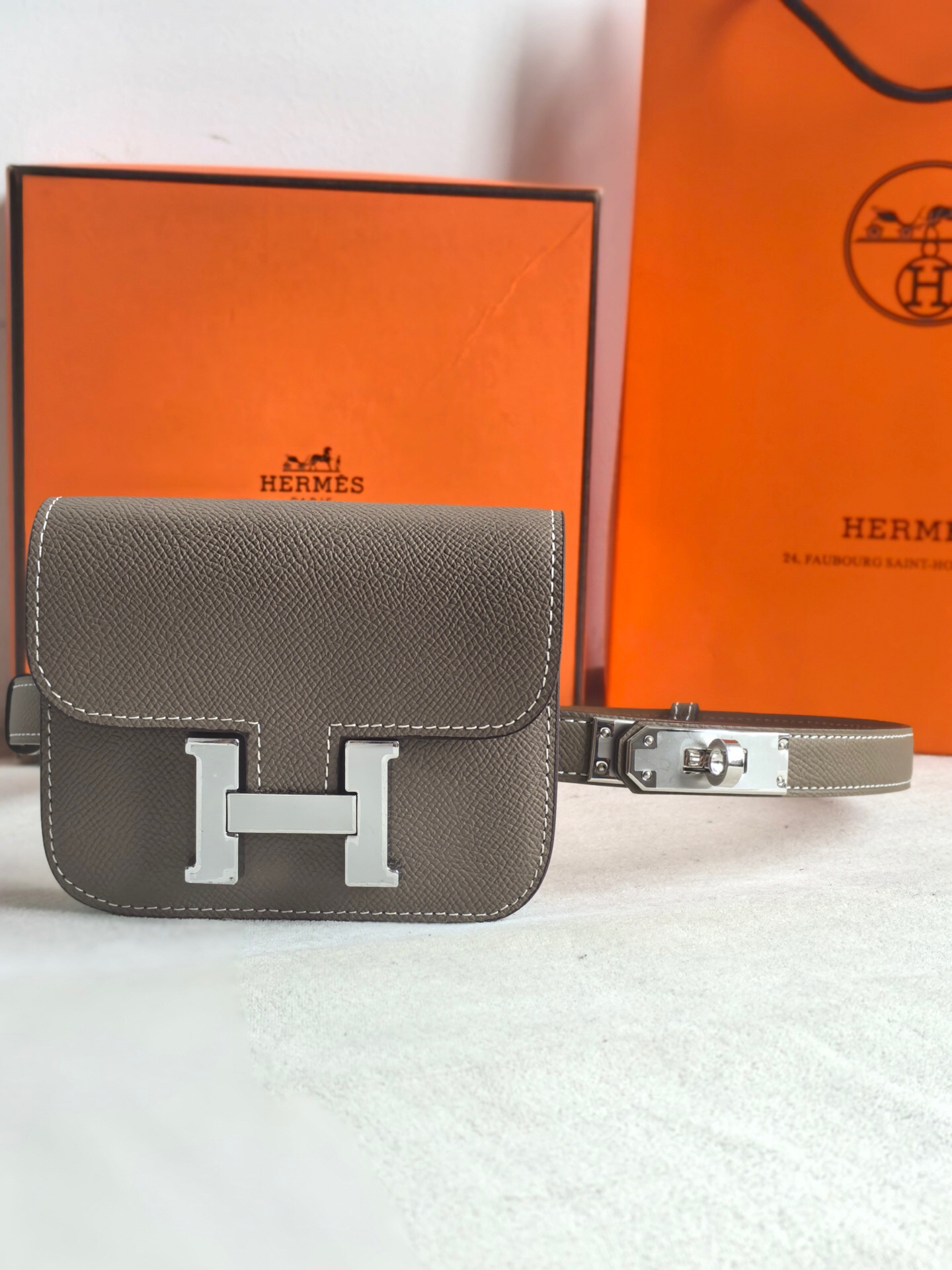Ceinture Herm*s Sac intégrée 