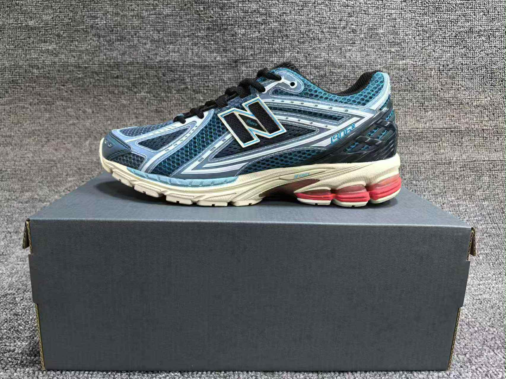 New Balance 1906 Édition « Bleu »