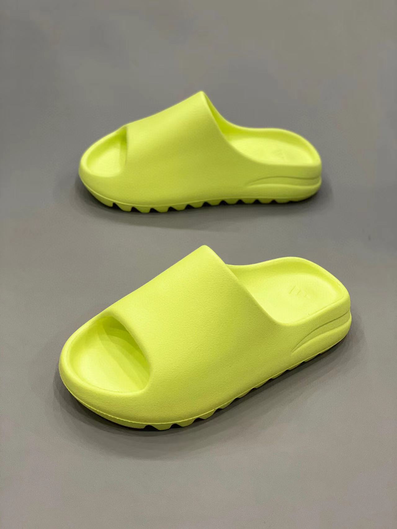 ADD Yeezy Slide 
