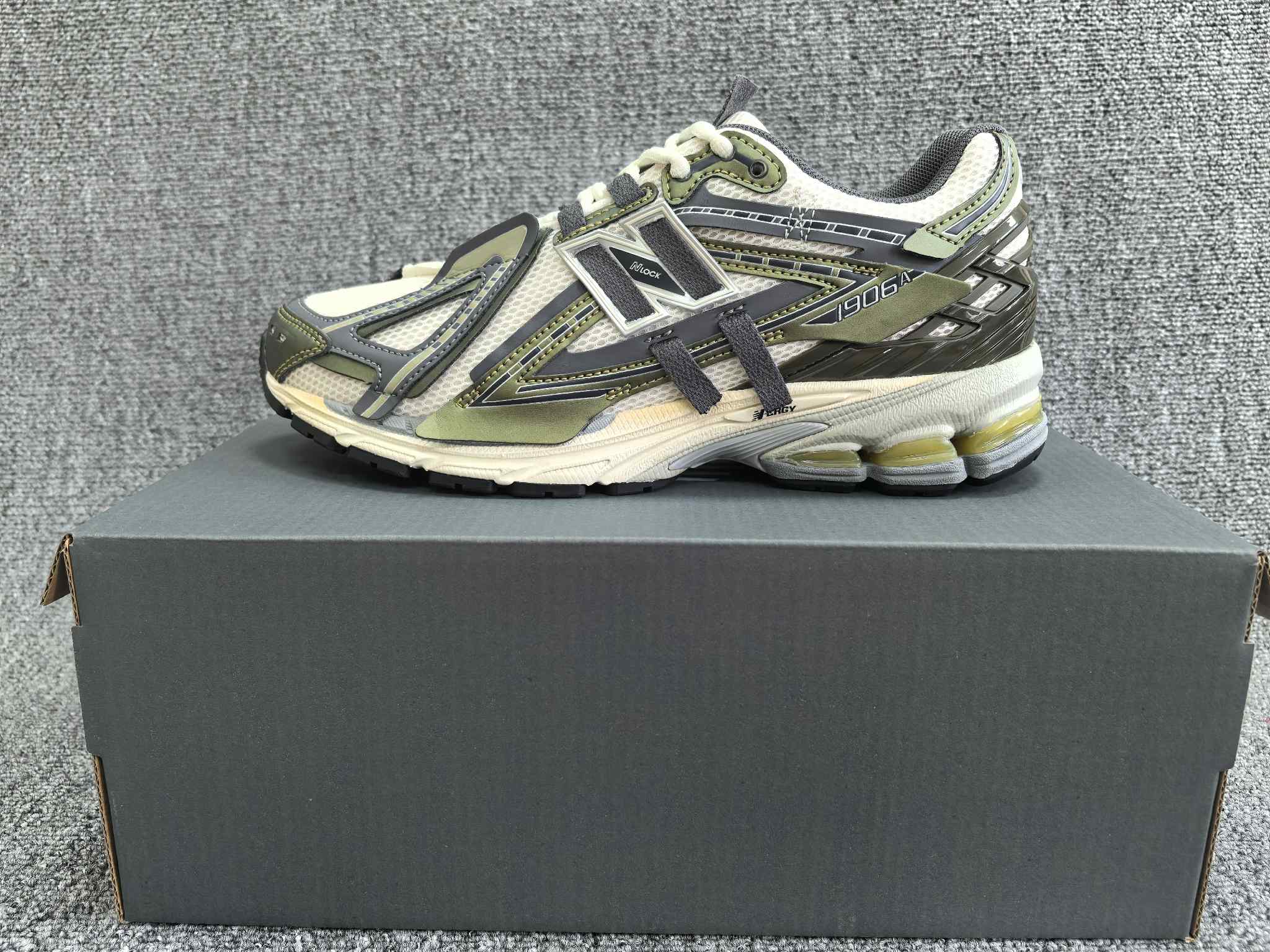 New Balance 1906 Édition « Vert »