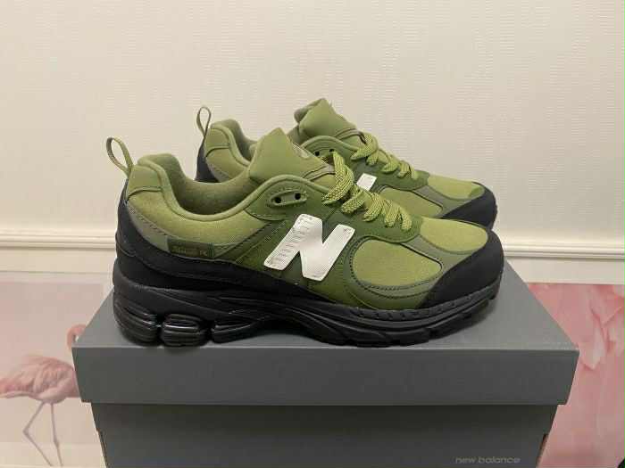 New Balance 2002