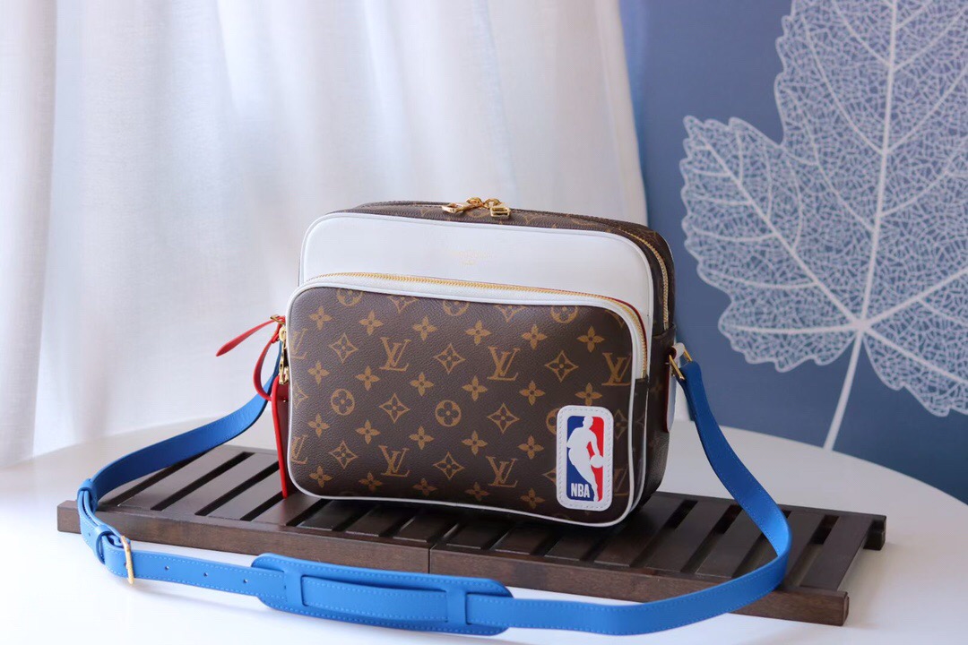 Sacoche LV x NBA