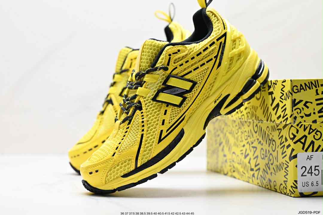 New Balance 1906 Édition « Rouge/Jaune/Orange »