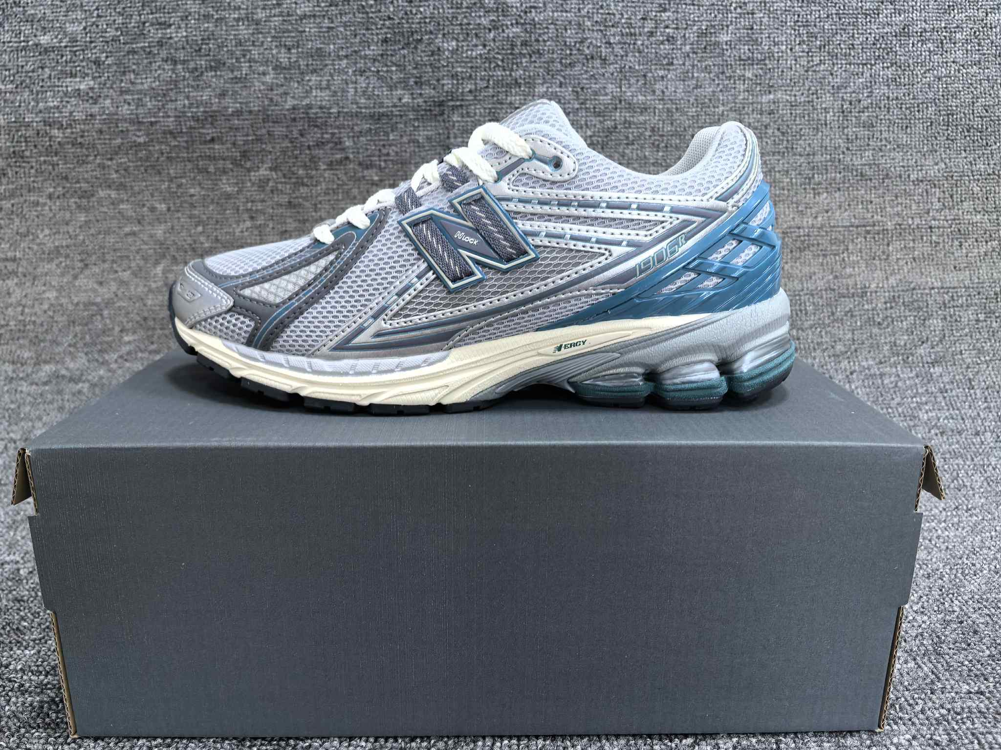 New Balance 1906 Édition « Bleu »