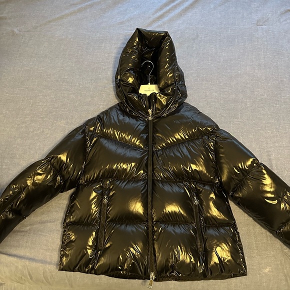 Doudoune Moncl*r Huppe Femme 