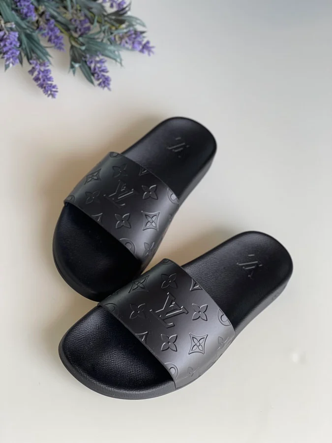 Claquettes LV Classique 