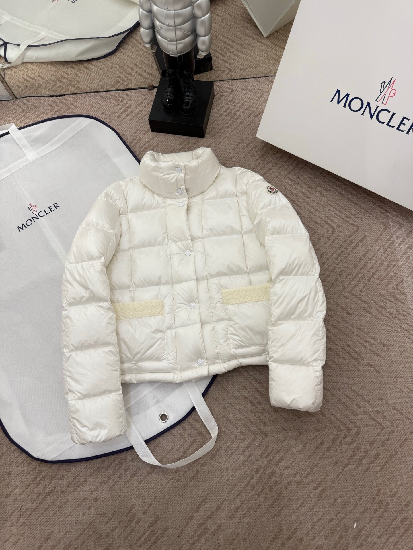 Doudoune Monc**r Jarcieu Femme