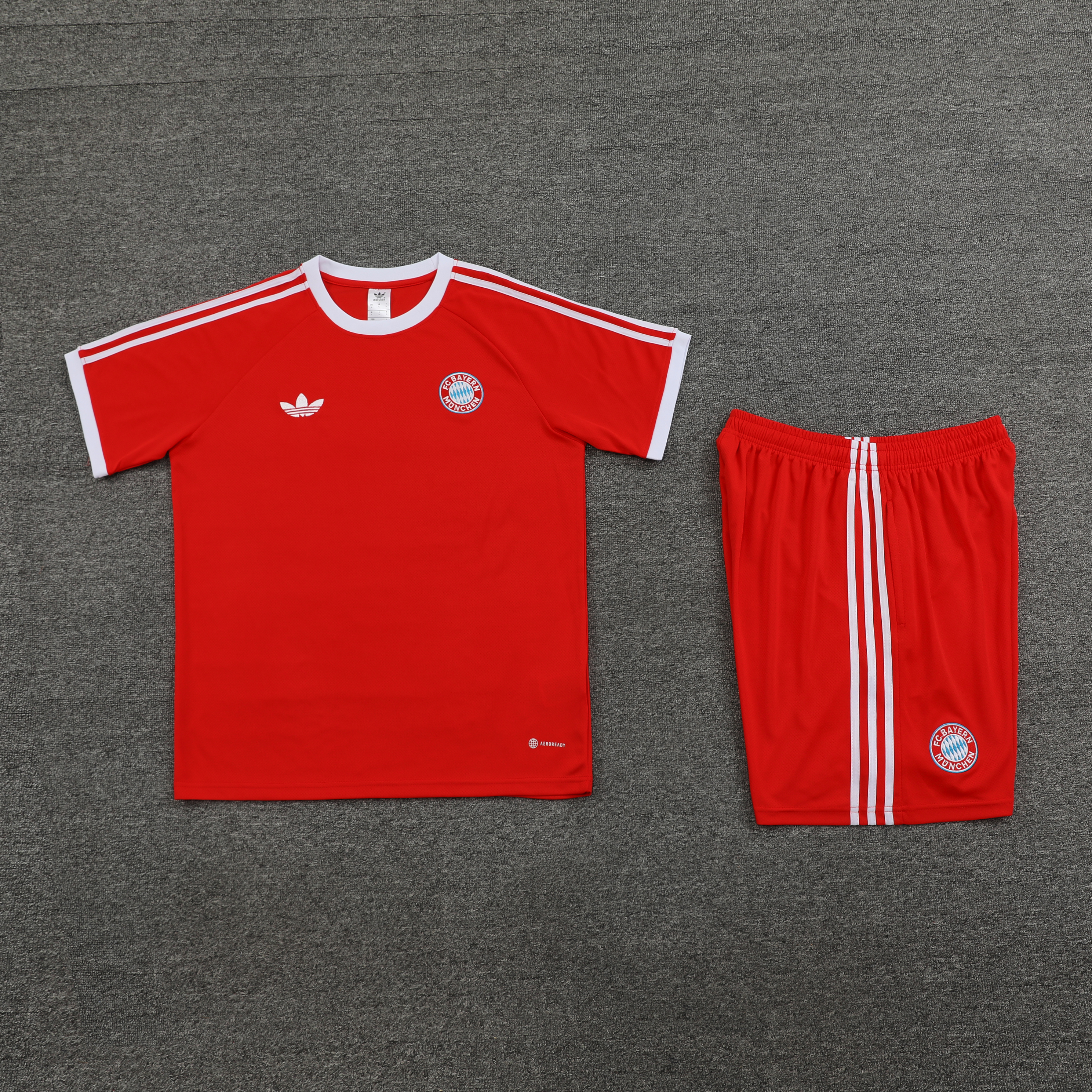 Survêtement à Poche Bayern Munich Saison 2025/26