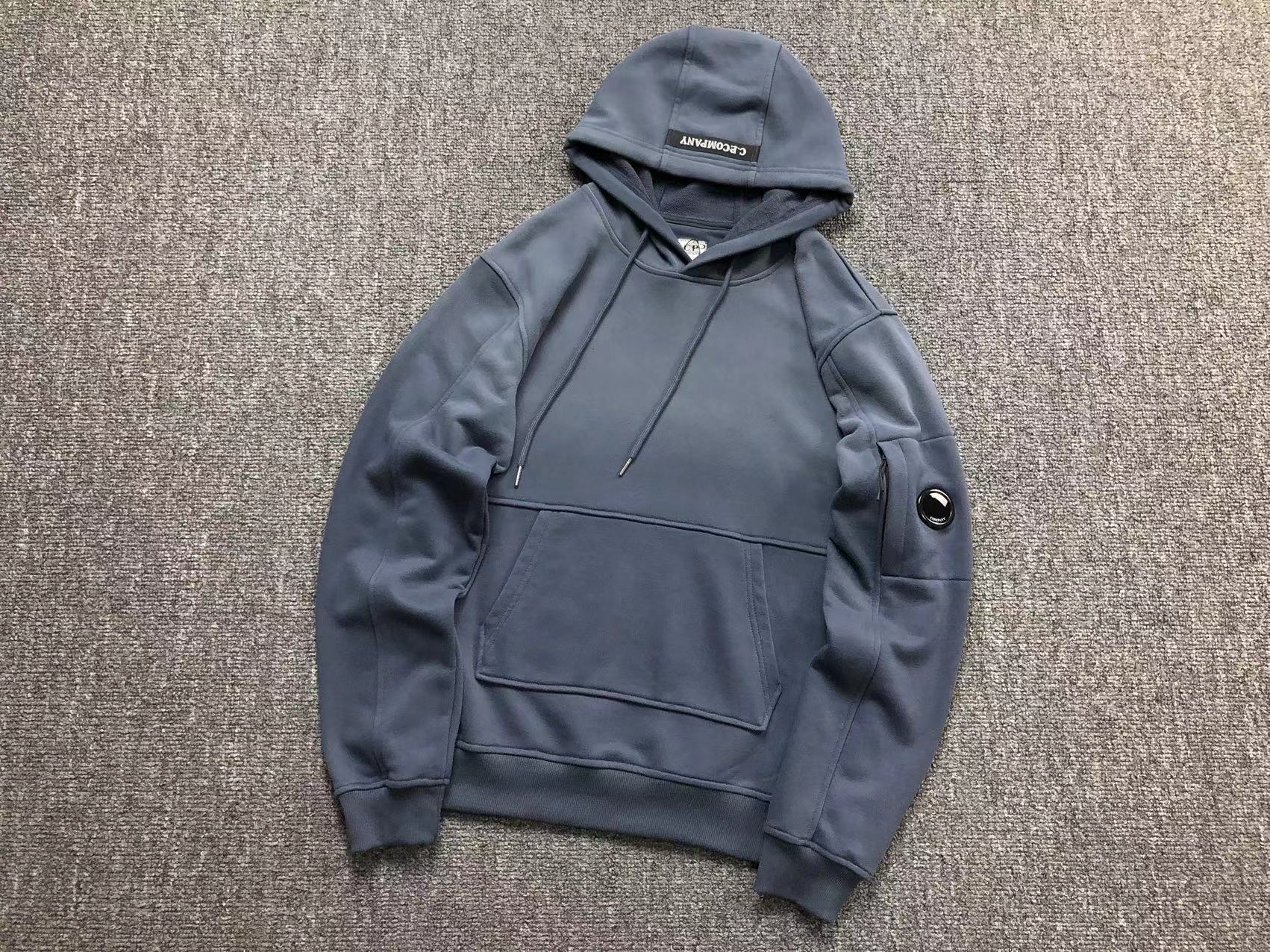 Pull à Capuche CP Comp*ny