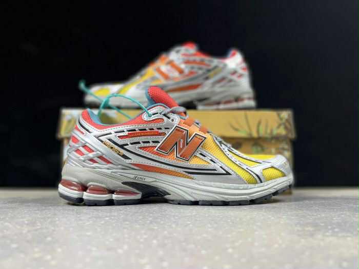 New Balance 1906 Édition « Rouge/Jaune/Orange »