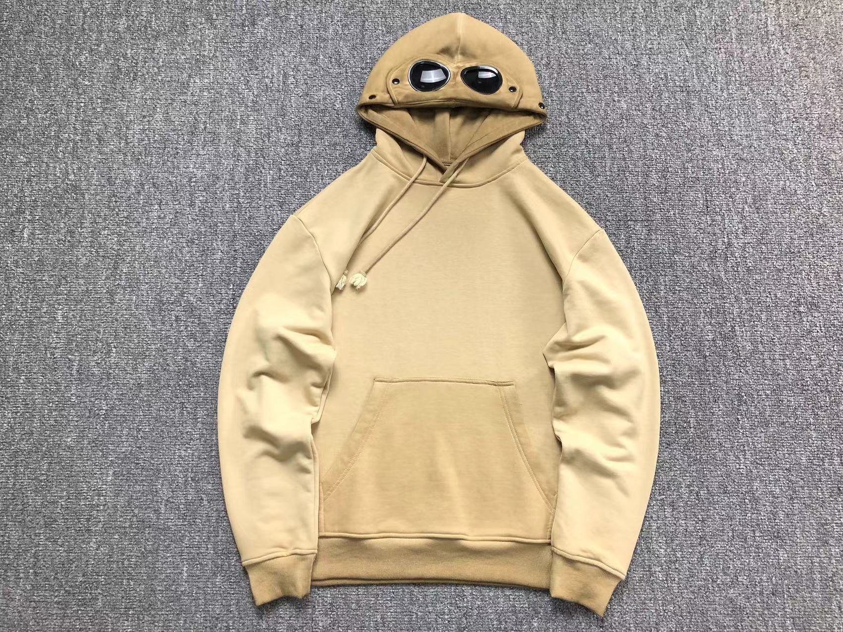 Pull à Capuche CP Comp*ny