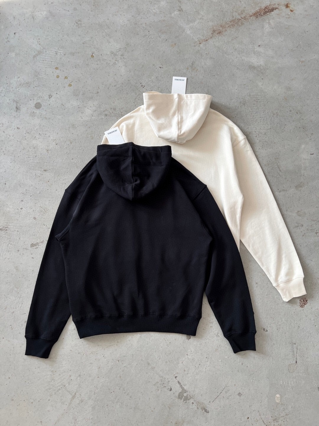 Pull à Capuche Jacquem*s