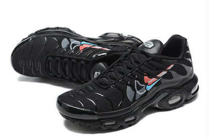 NK Airmax Plus TN Édition «Noir»