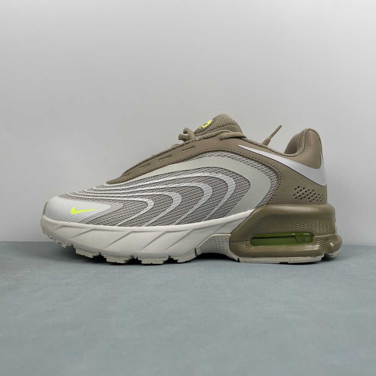 Nike Air Max Fire