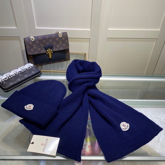 Pack Duo Écharpe/Bonnet Moncl*r