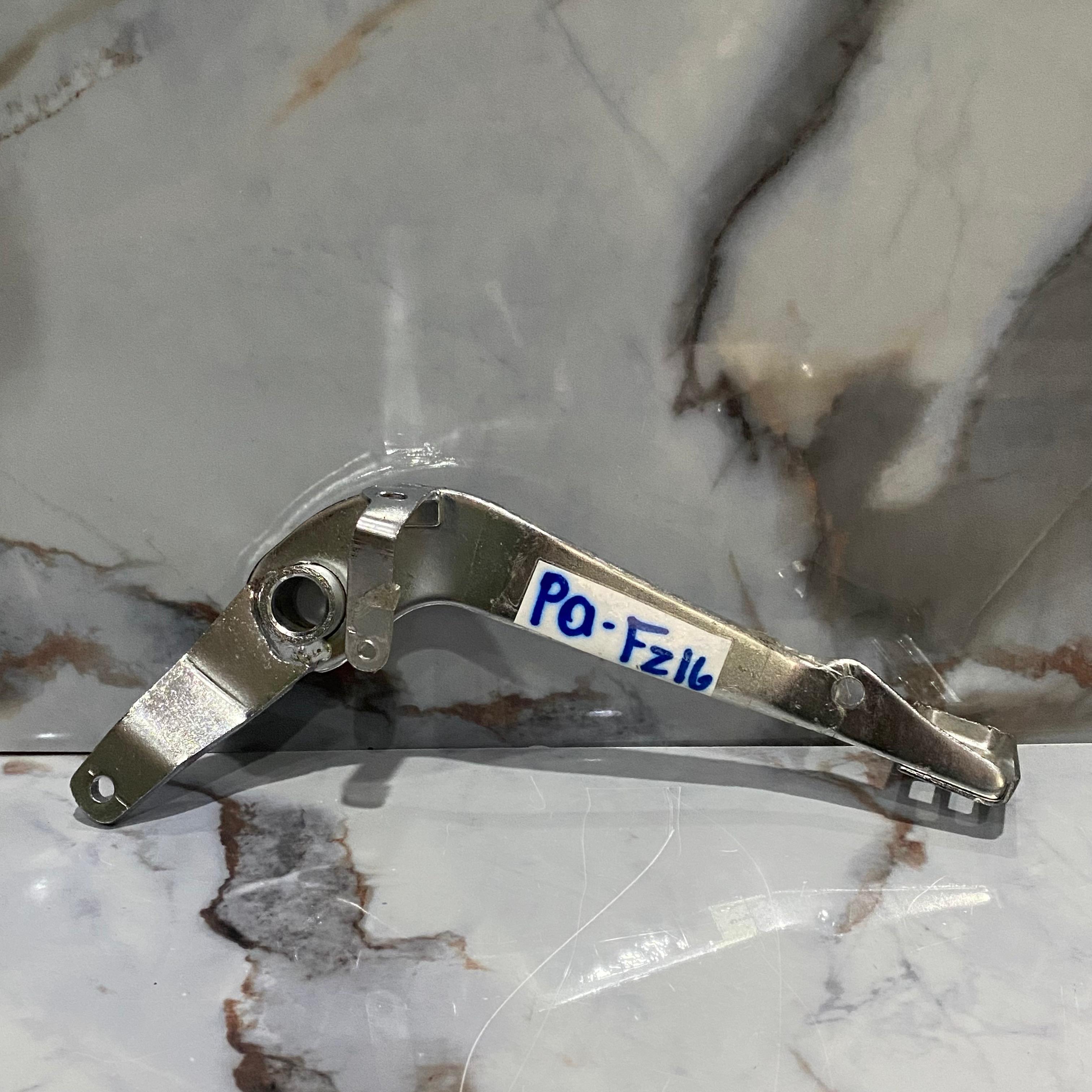 PATILLA FRENO FZ16