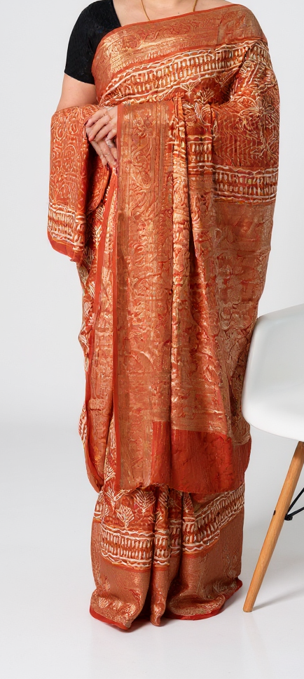 Pure Crepe Silk Ready-to-Wear Saree with Matching Unstitched Blouse & Zari Border