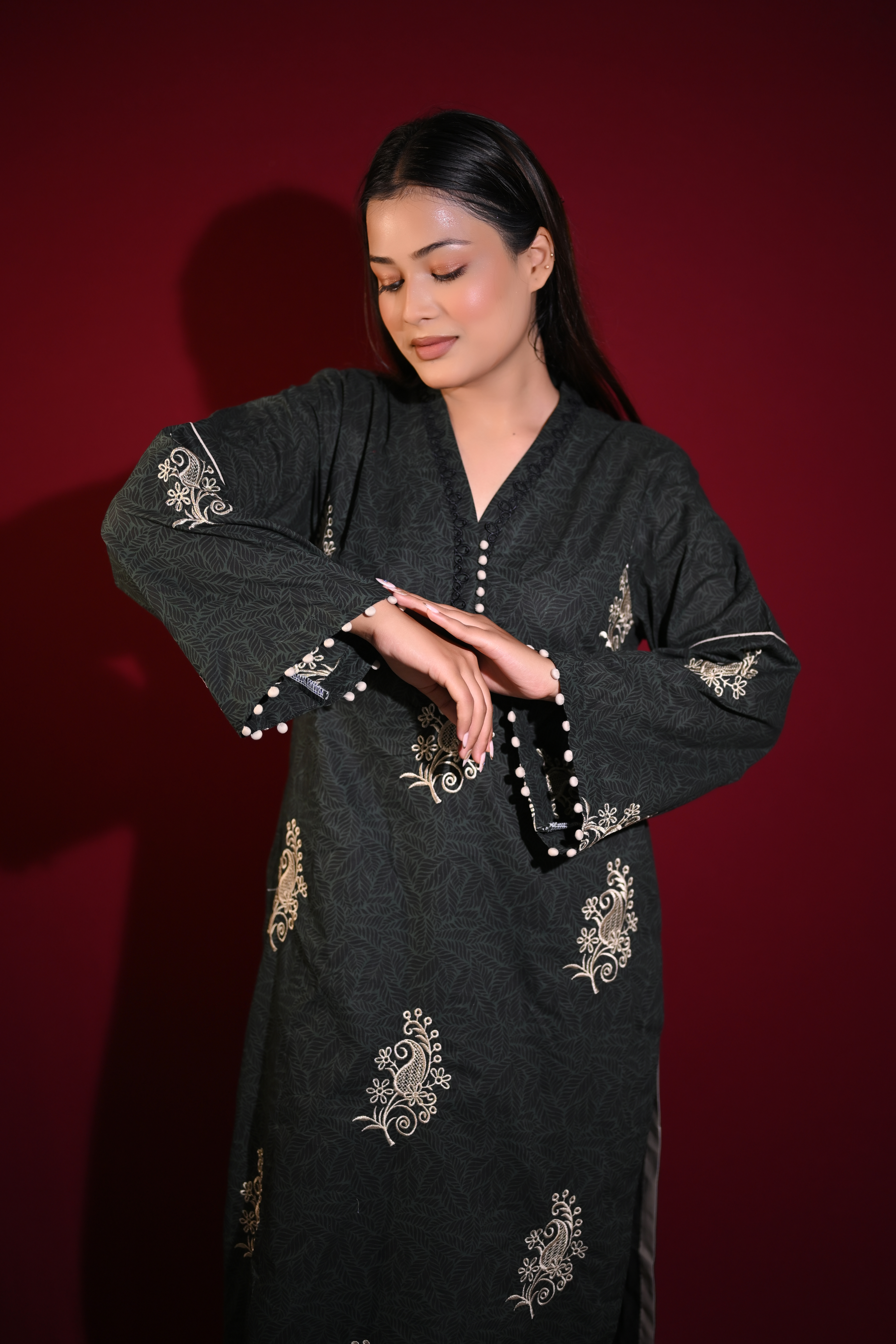 Noir Flora – Cotton Embroidered Ensemble