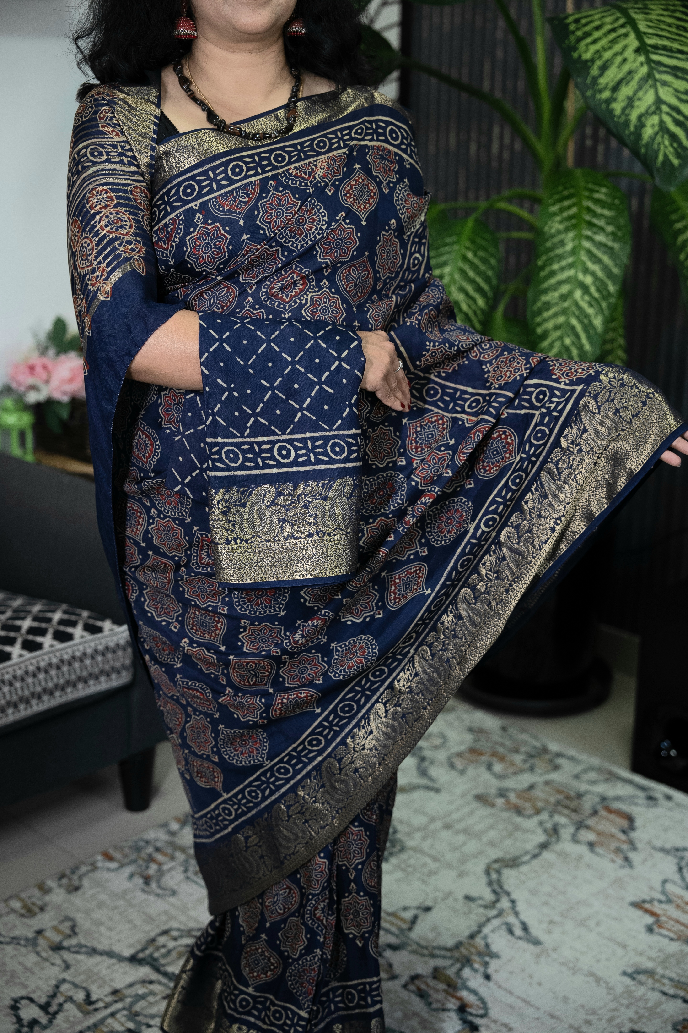 Pure Crepe Silk Ready-to-Wear Saree with Matching Unstitched Blouse & Zari Border