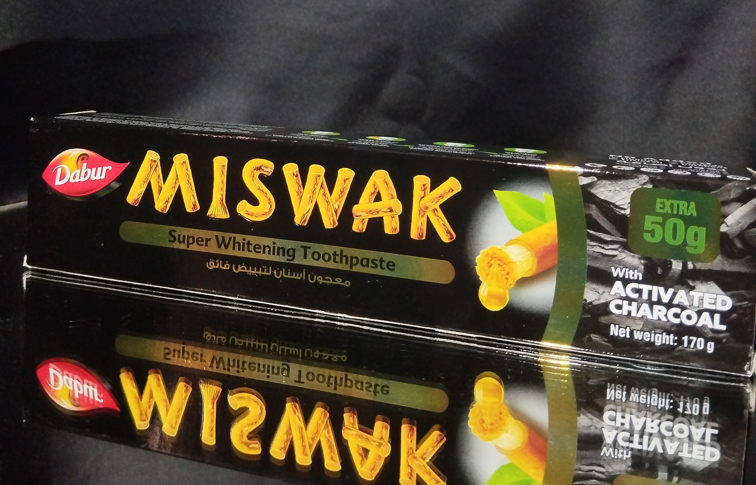 Dentifrice au siwak et charbon