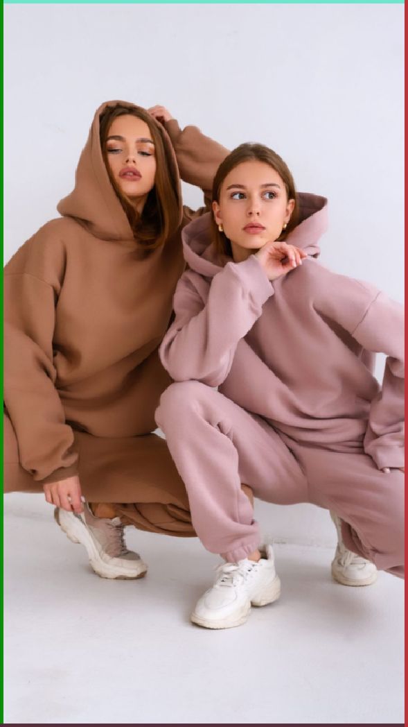 Cozy Hooded Sweatshirt and Sweatpants Set