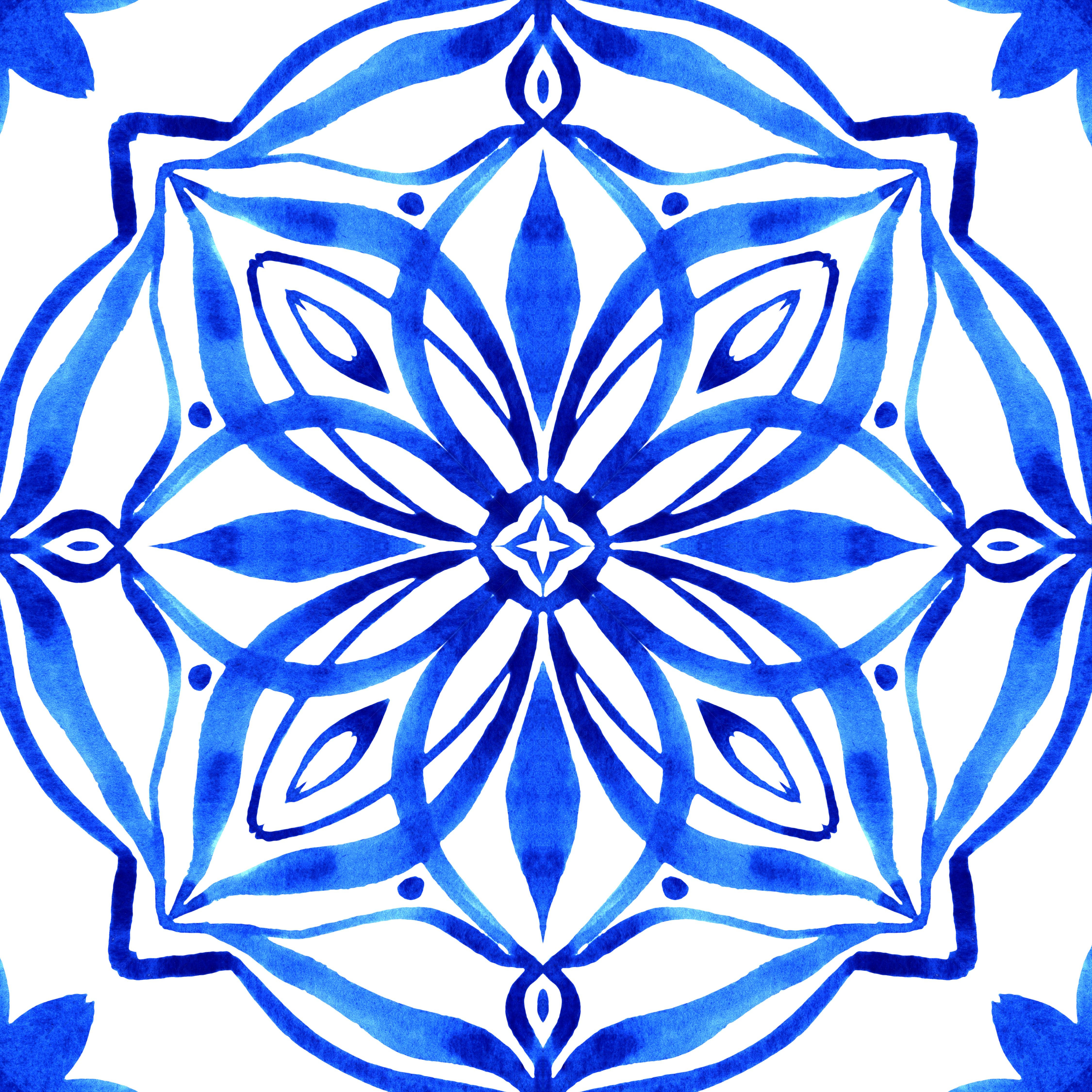 Blue and white geometric designed cushion, fresh and modern looking.