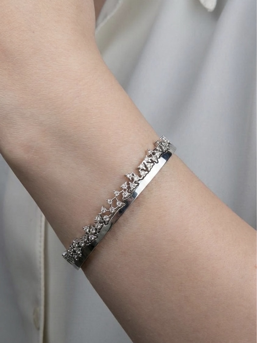 Elegant Silver Zirconia Bracelet
