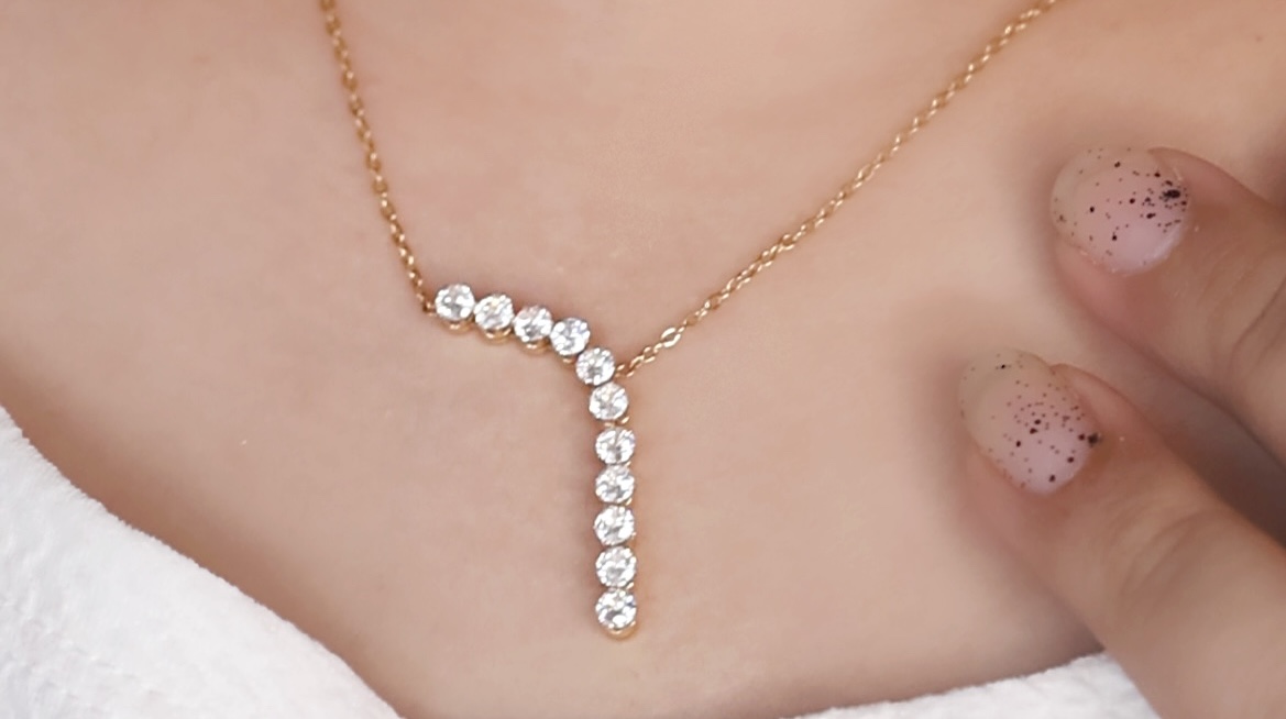 Diamond Pendant Necklace