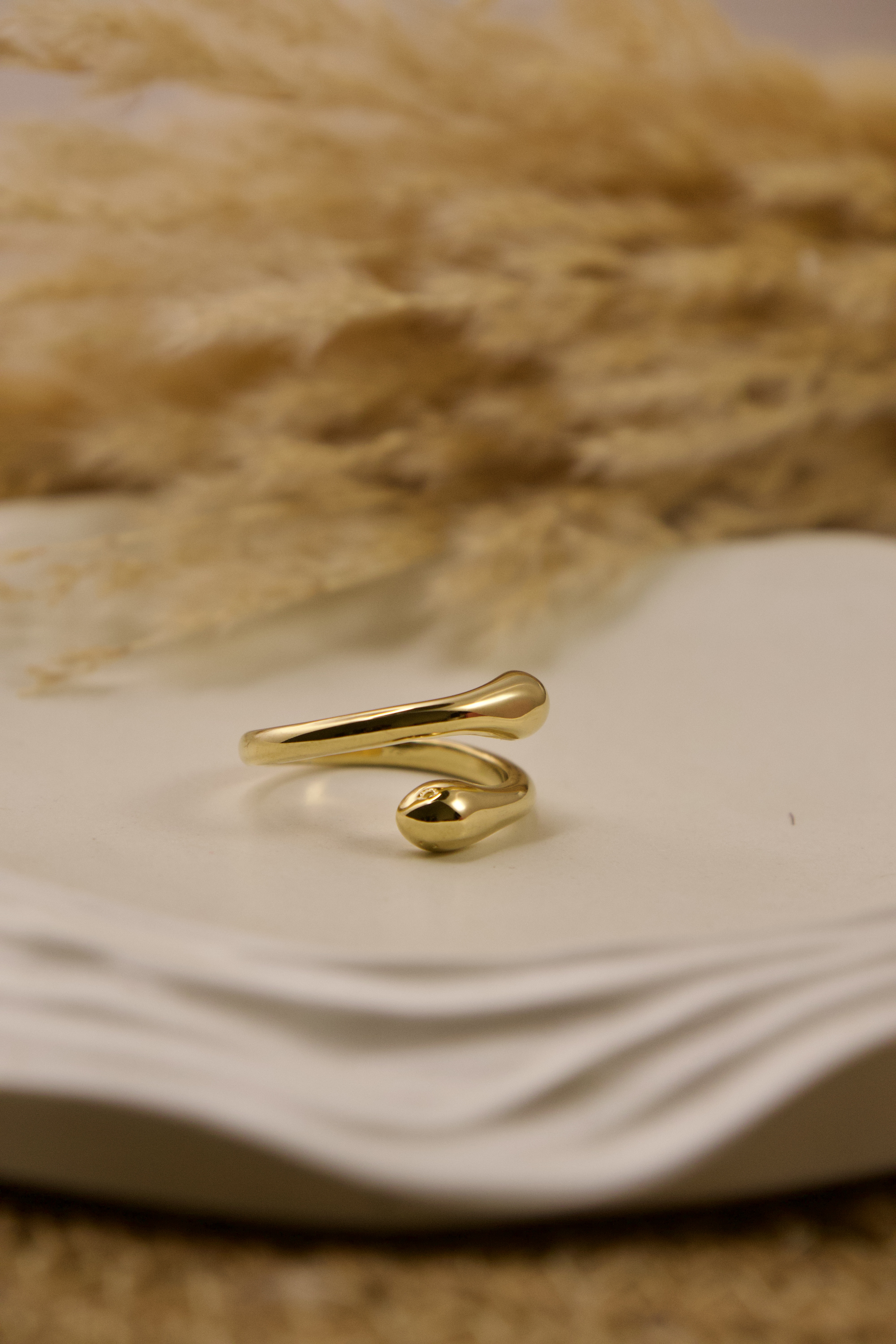 Hug Ring