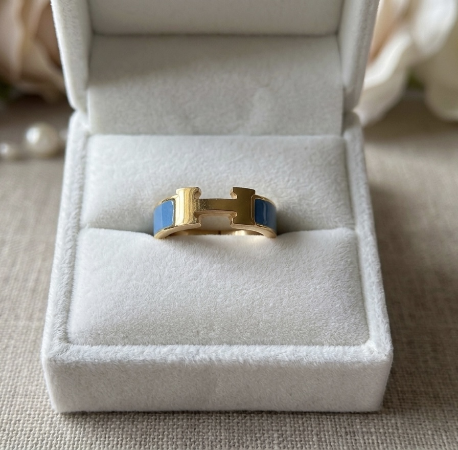 Gold 'H' Enamel Ring