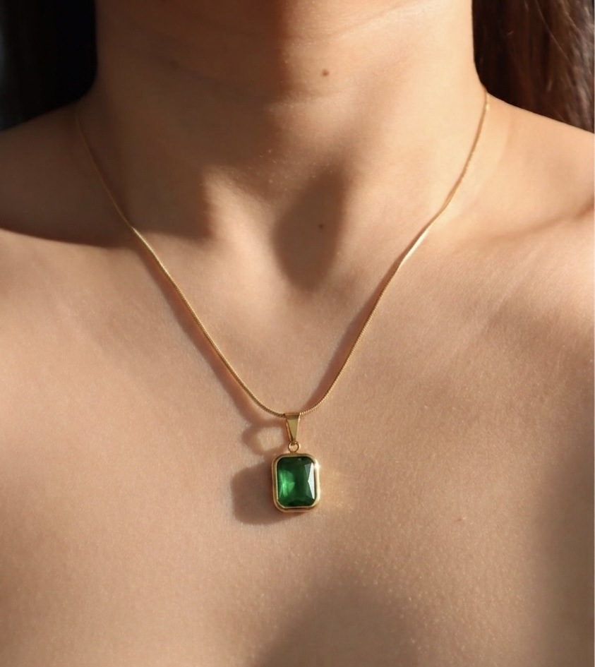 Emerald Pendant Necklace