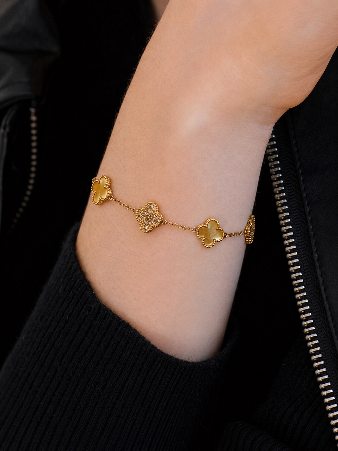 Gold Clover Chain Bracelet