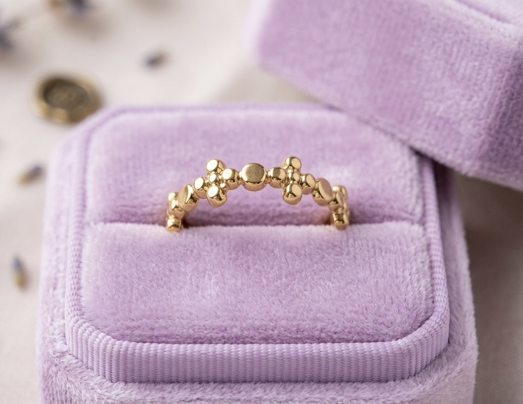 Gold Cluster Dainty Ring