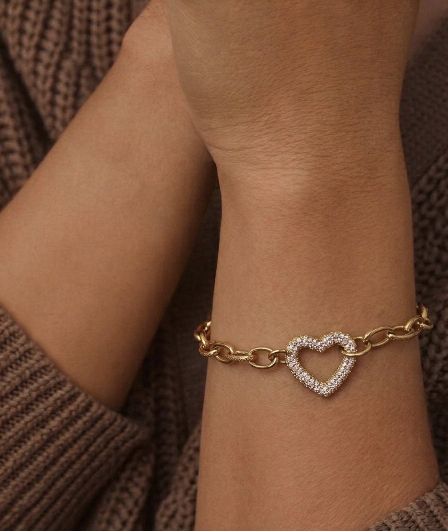 Gold Heart Charm Bracelet