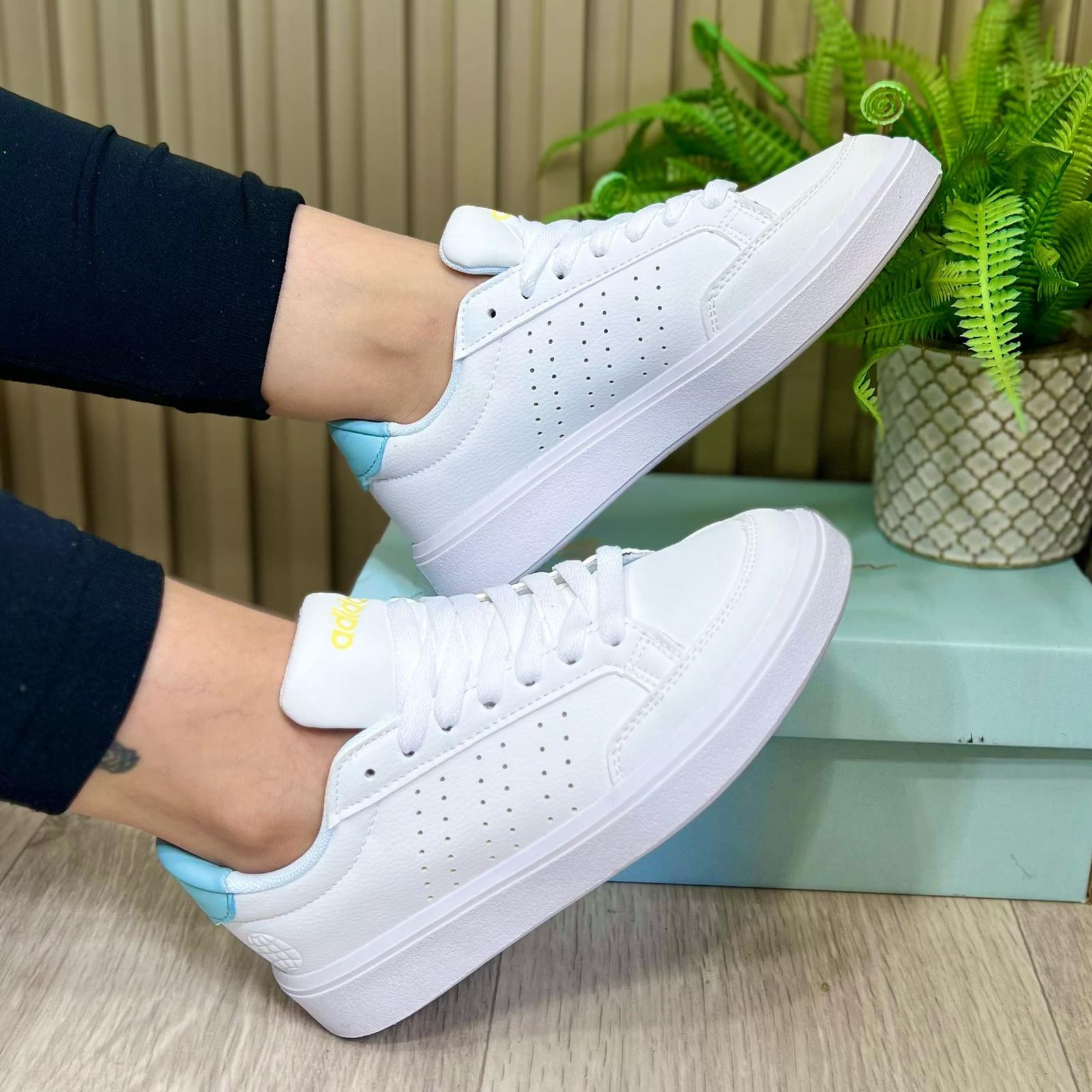 Adidas Neo