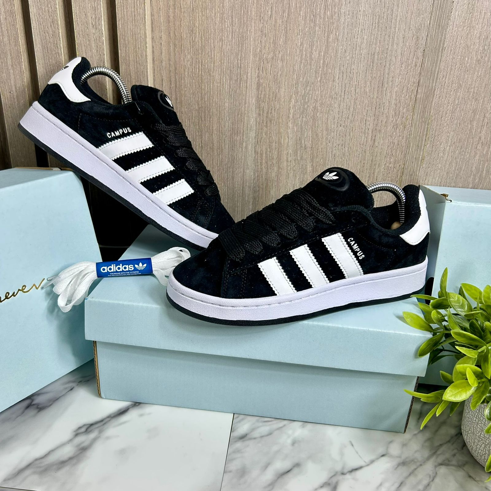 Adidas Campus