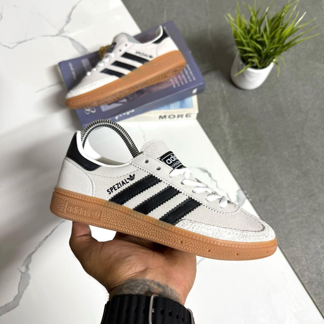 Adidas Spezial