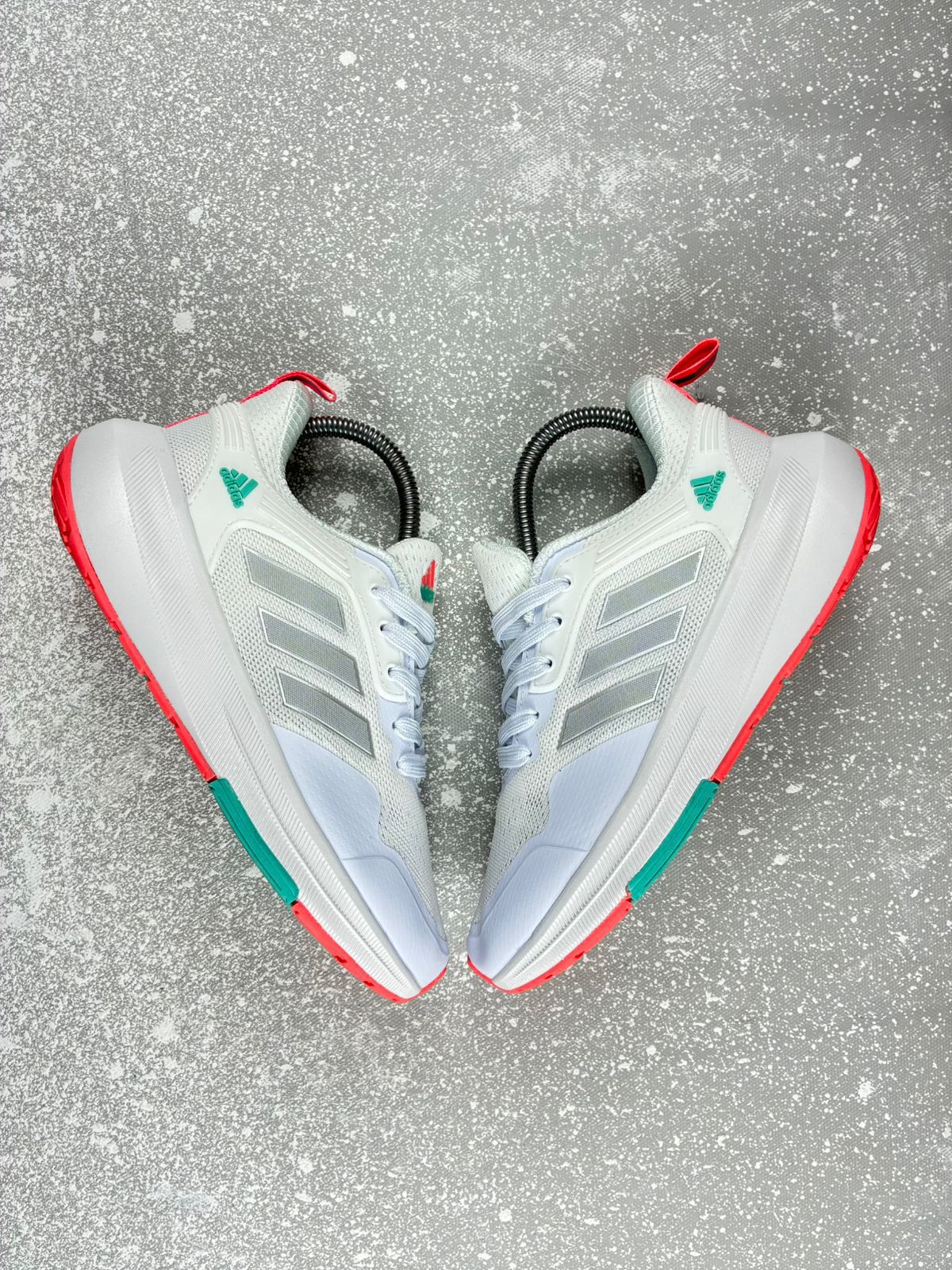 Adidas Bounce