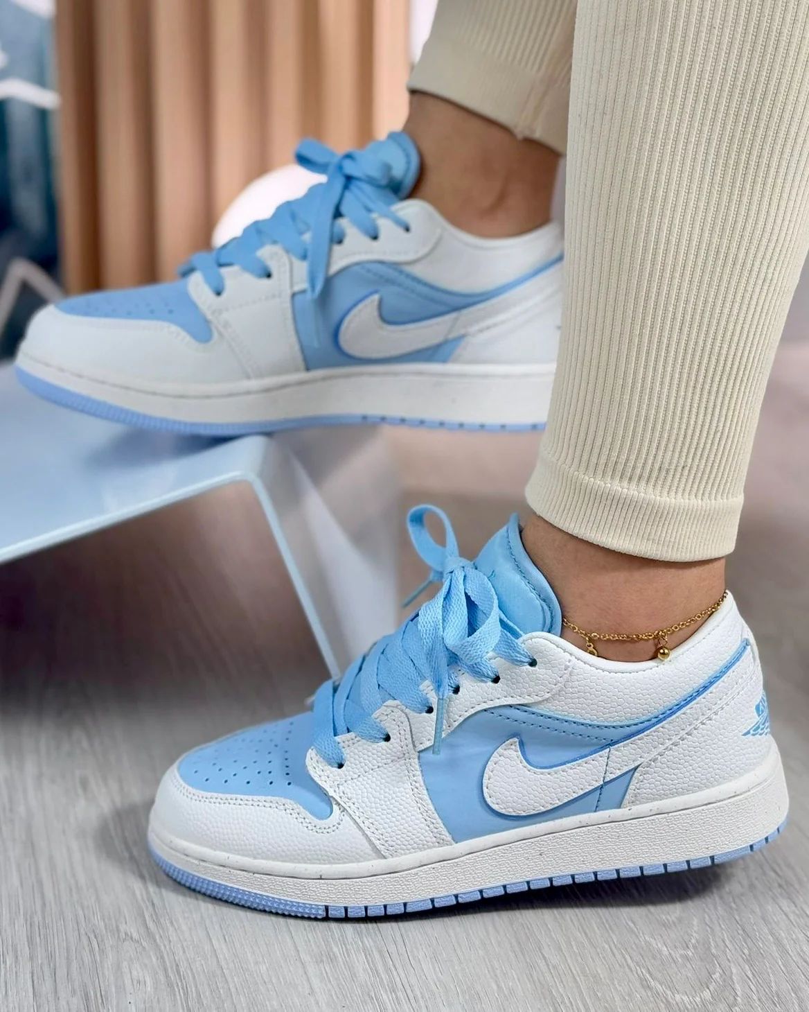 Nike Air Force 1 Ice