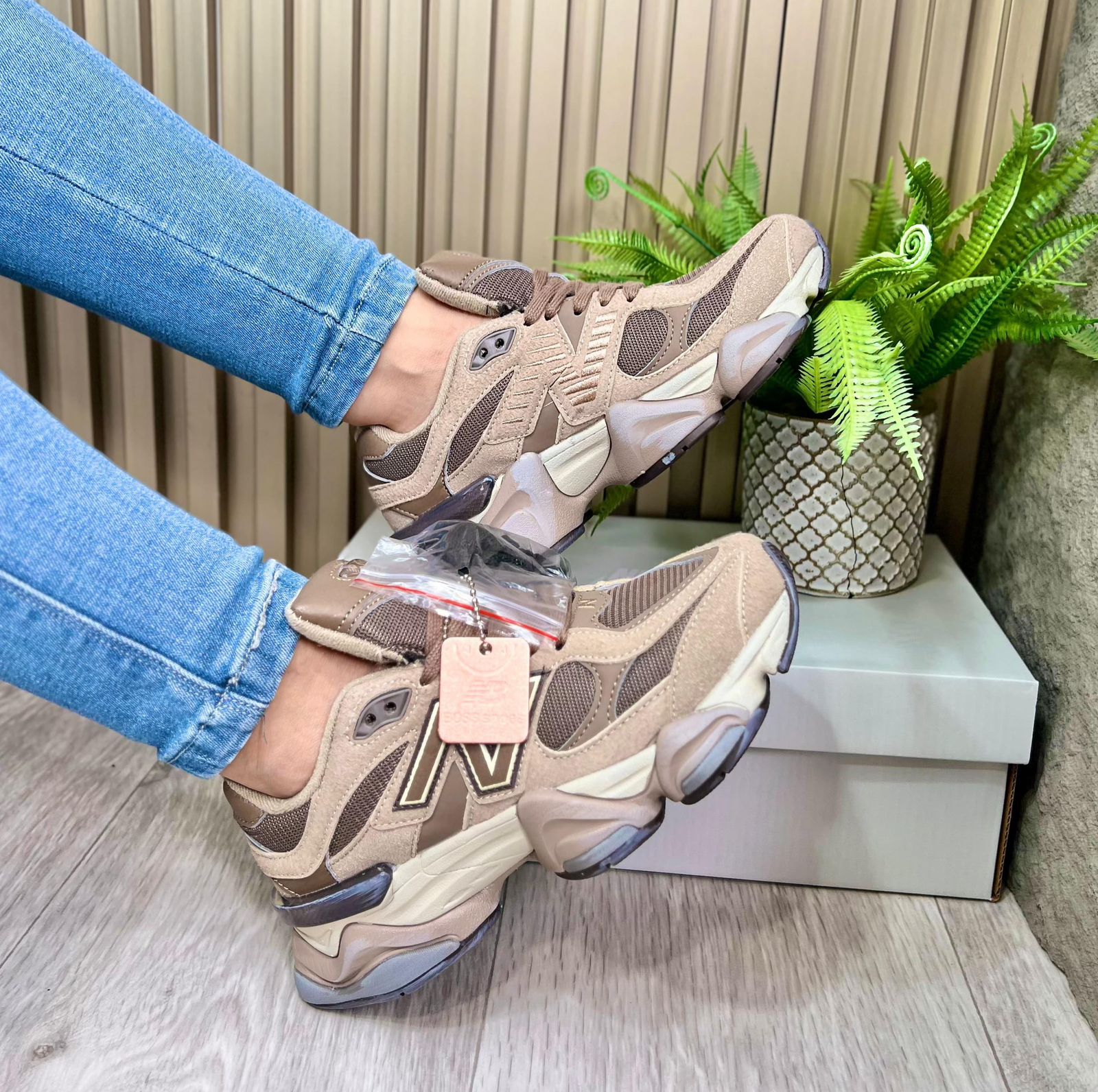 New Balance 9060