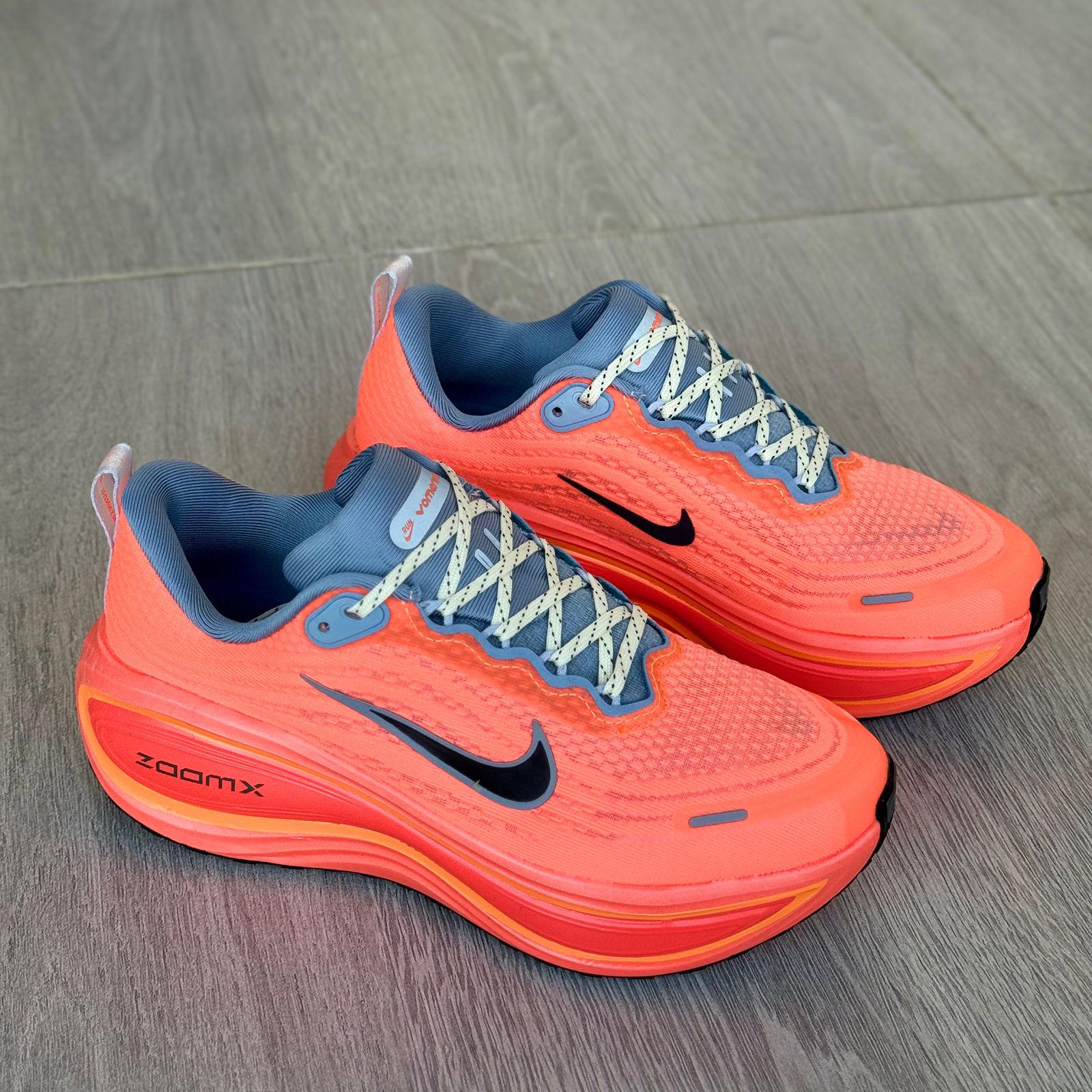 Nike Vomero Plus