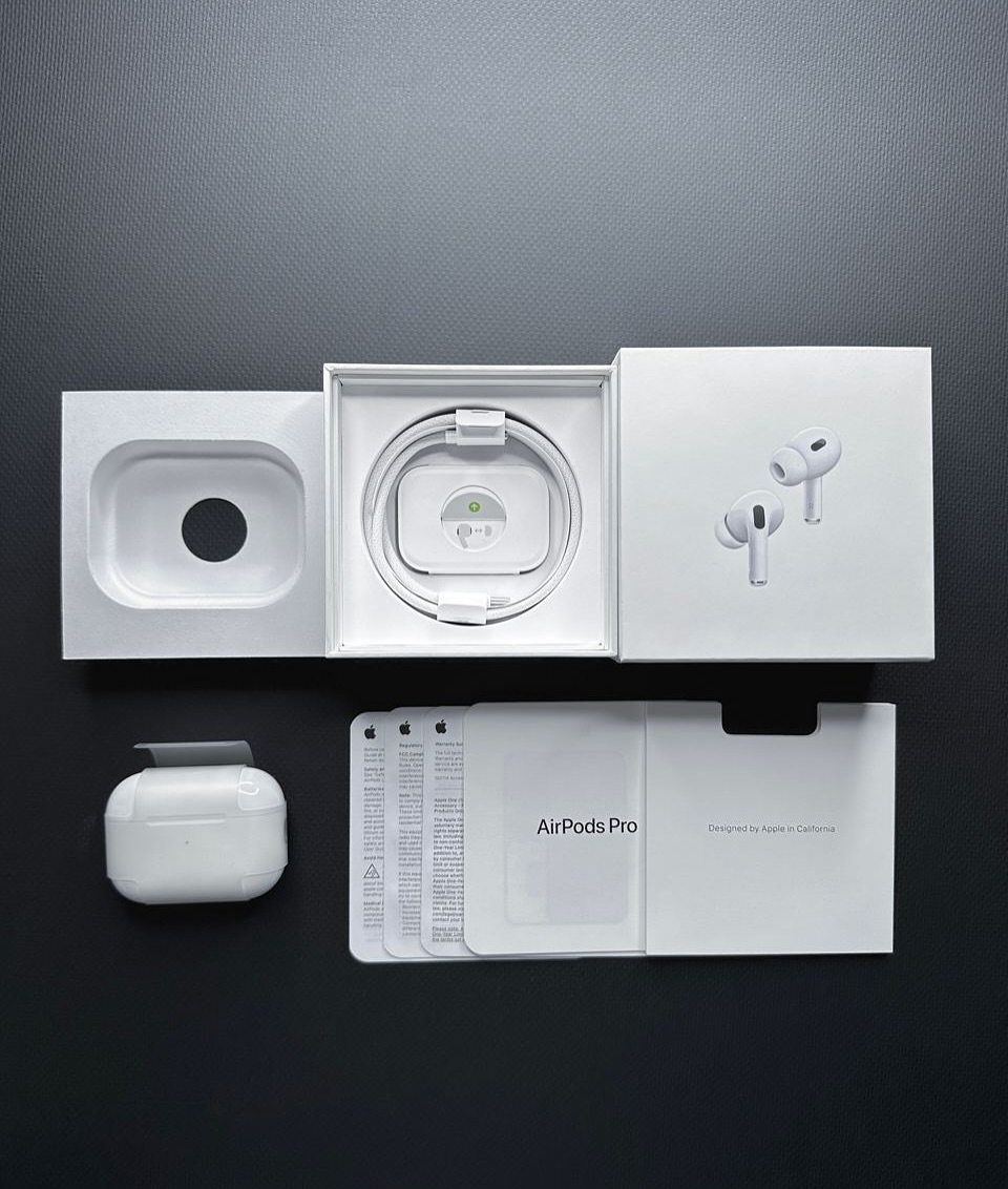 AirPods Pro (2nd generation) Wireless Headset