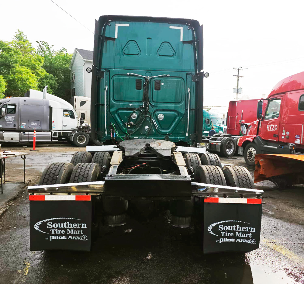 FREIGHTLINER CASCADIA