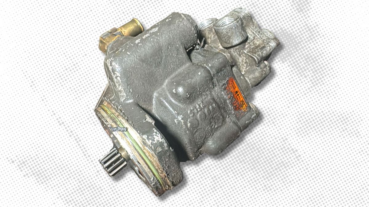 Paccar MX13 fuel and power steering pump