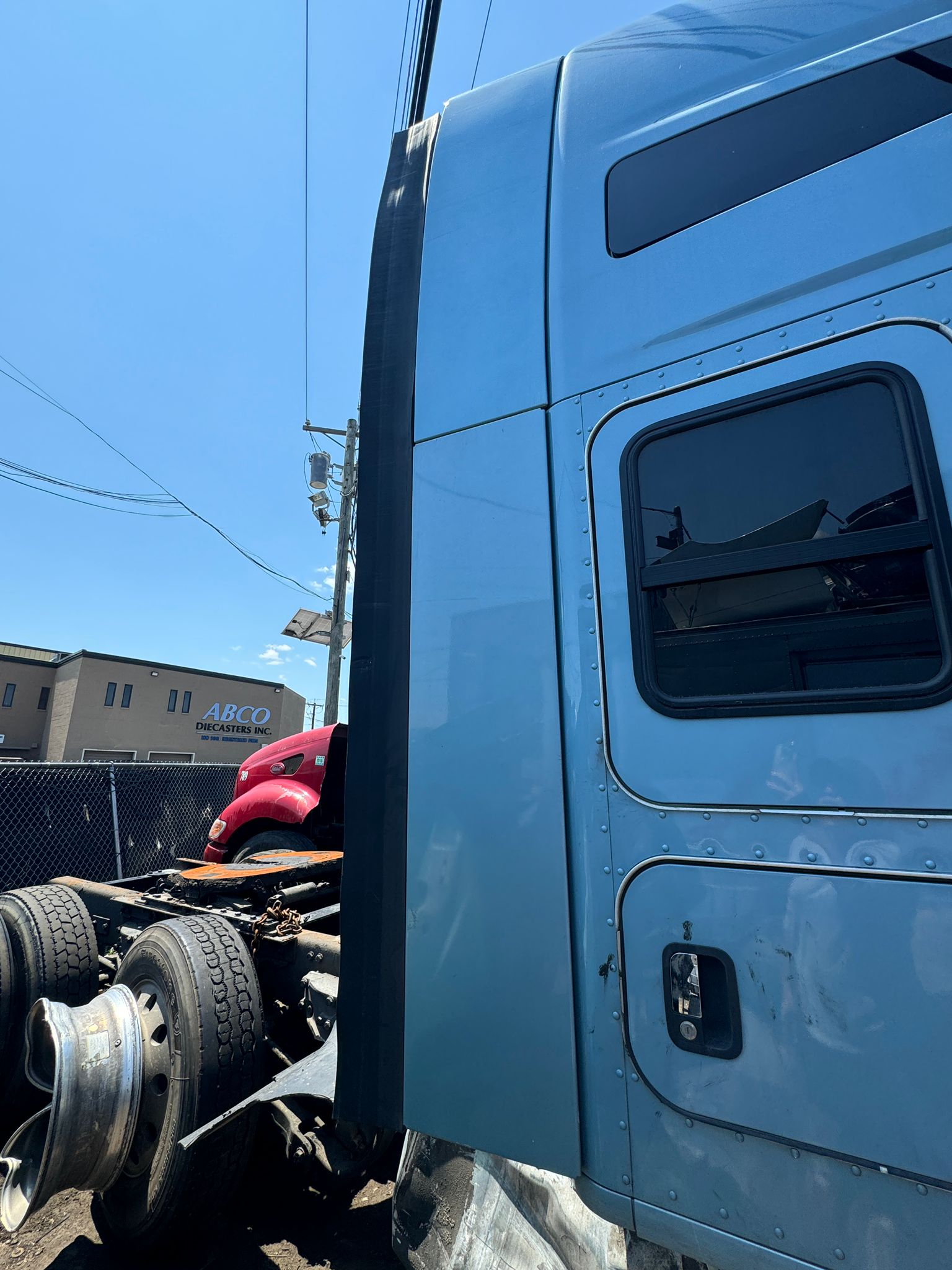 2019 Kenworth T680 Right Sleeper Fairing