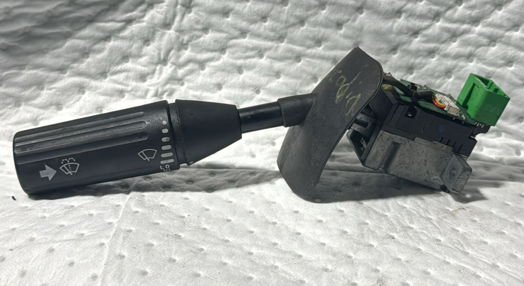 Freightliner CASCADIA Left/Driver Turn Signal/Column Switch - Used | P/N A065231