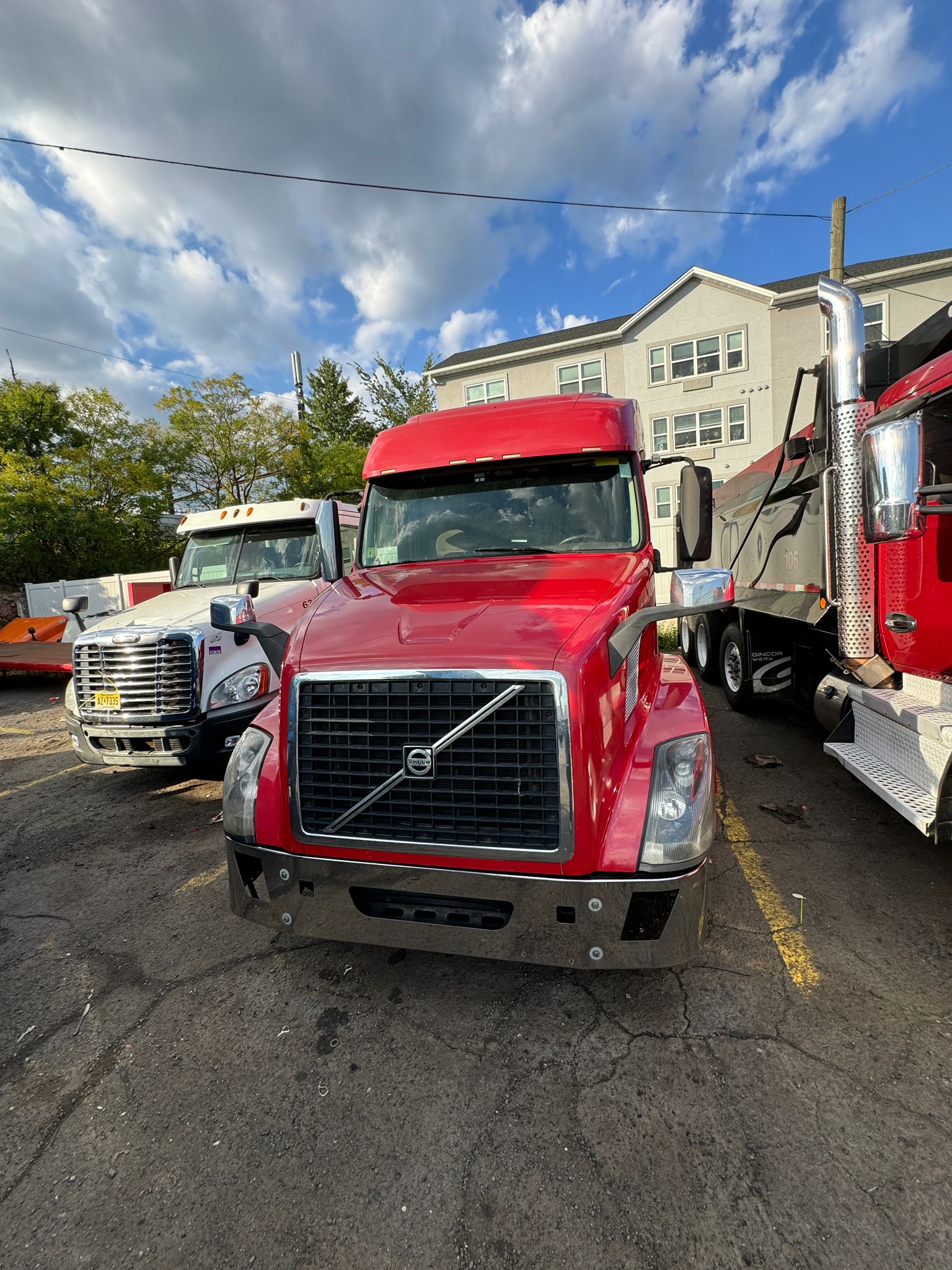  2014 VOLVO VNL