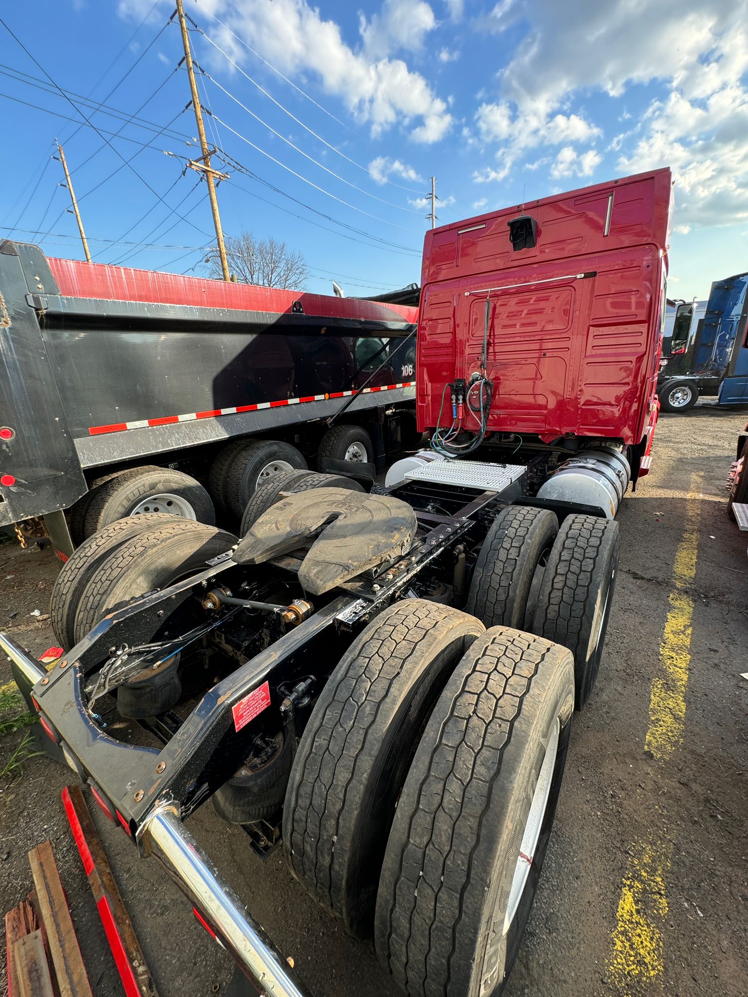  2014 VOLVO VNL