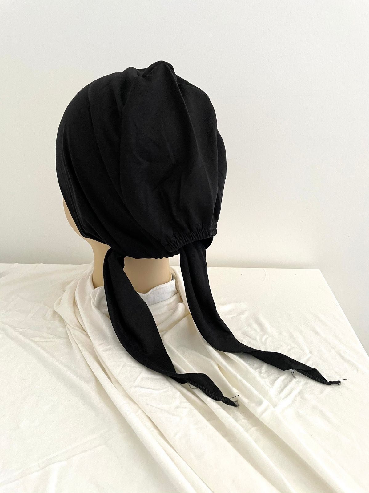 Bonnets à nouer