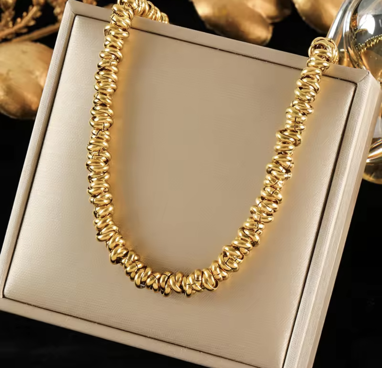 Collier doré maille